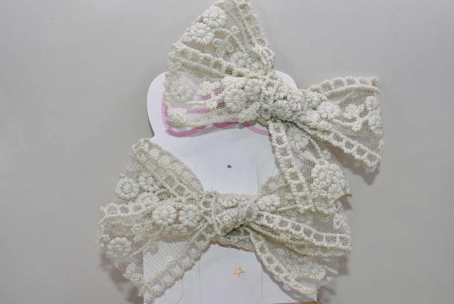 Elevate your style with this charming duo of celery green lace bows! Perfect for adding a touch of whimsy to hairstyles, gifts, or creative projects, these delicate bows feature intricate lace detailing that brings elegance and fun together. Whether you're dressing up for a special occasion or just want to sprinkle a little extra charm into your everyday look, this set of 2 gives you double the adorable possibilities. Soft, sophisticated, and oh-so-pretty!