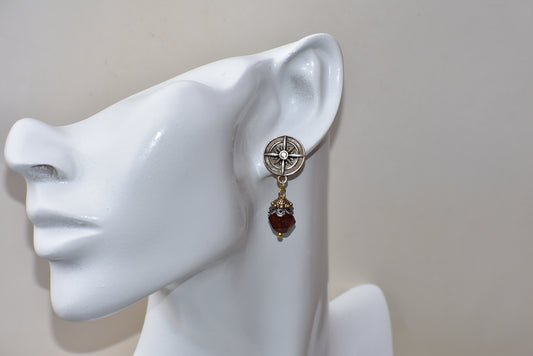 ﻿These unique post earrings are one-of-a-kind and are perfect for everyday comfort and go with just about anything.  Get this pair while you can.  