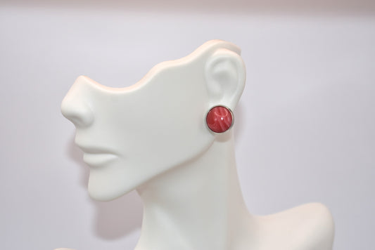 Get ready to fall head over heels with our Orange Collection! These Cherry quartz cabochon post earrings embody love, comfort, and peace. Their vibrant color will brighten up any outfit and their comfortable design will have you wearing them all day long. Don't miss out on these must-have statement earrings.