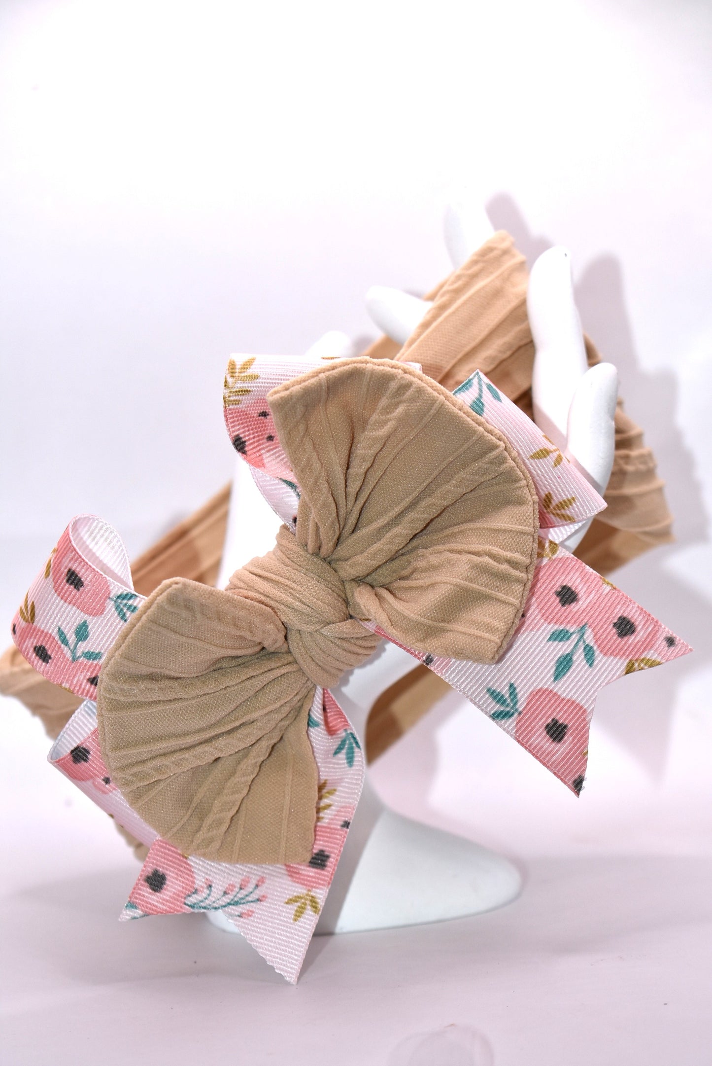 Wrap your little one's hair in style with our Wrapped Headband Collection 20! 🎀 Crafted from ultra-soft, stretchy material that fits any head size comfortably, these headbands are perfect for keeping hair in place throughout the day. Each design features a charming floral ribbon detail that adds a touch of sweetness to any outfit. 🌸 Whether you're dressing up for a special occasion or keeping things casual, these versatile headbands complement every look. ✨ Gentle on delicate hair and easy to wear, they'r