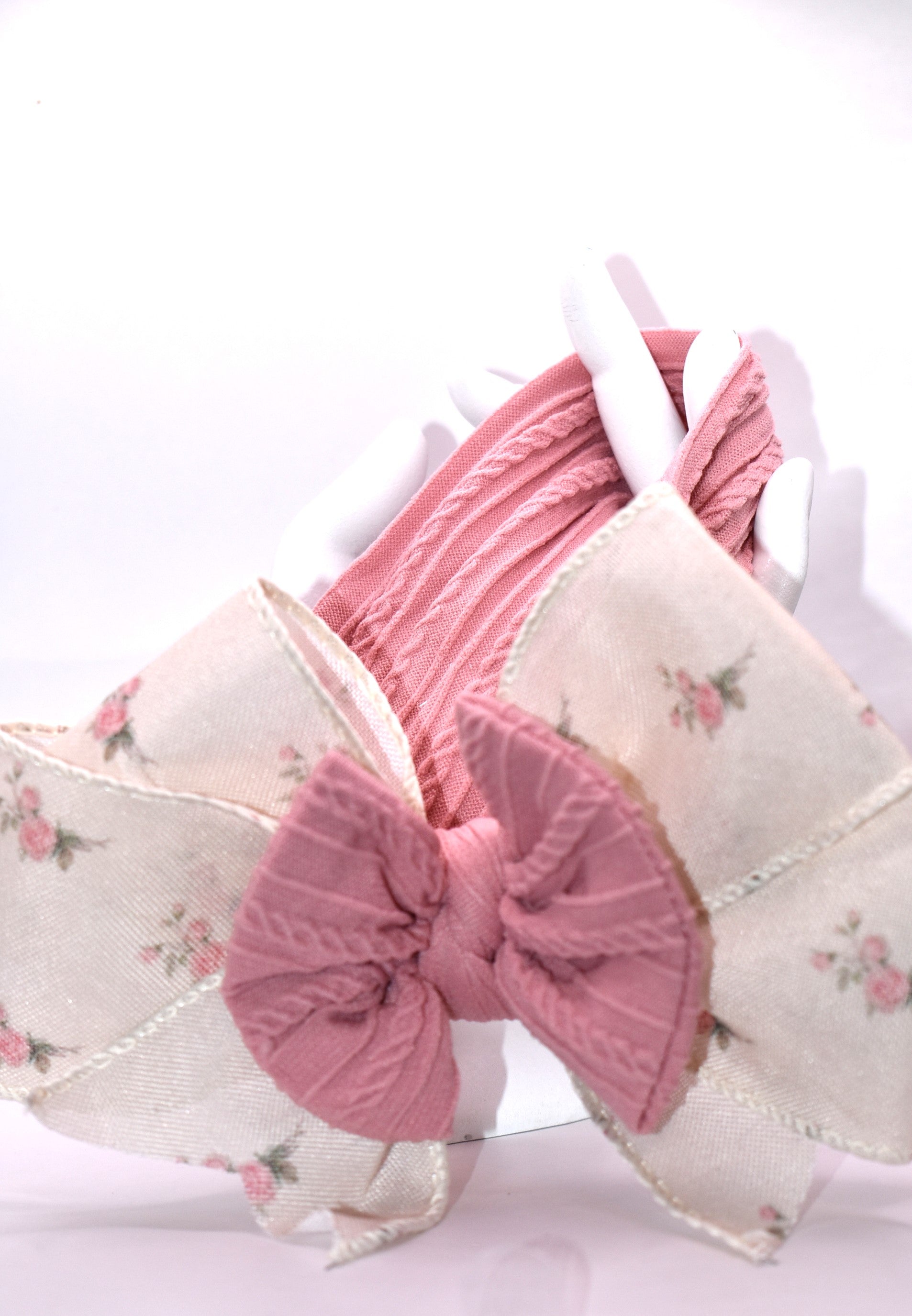 Let your little one shine with this show-stopping bow headband! 🎀 Crafted from soft, stretchy material that moves with your child all day long, this pretty large bow makes the perfect statement piece. ✨ Whether it's for playtime, special occasions, or everyday style, this headband combines comfort with undeniable charm. 💕 Watch heads turn as your sweetie rocks this adorable accessory! 🌟